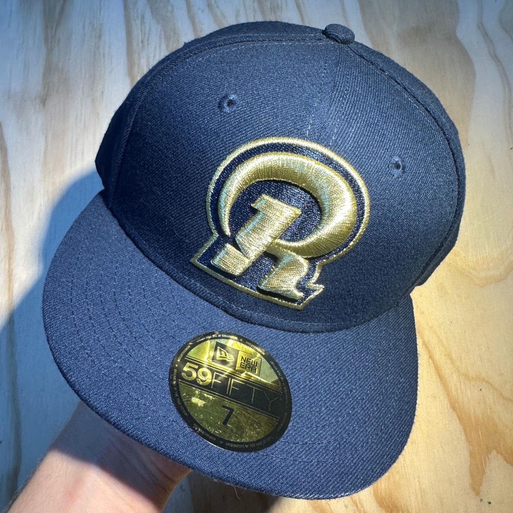 New Era Los Angeles Rams 59FIFTY Fitted Hat Size 7 Navy Gold NFL Sideline Cap